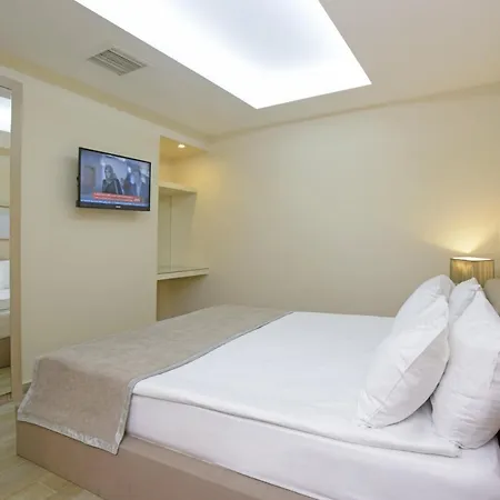Cheya Sisli Bnb Medical & Business City Center Tesvikiye Suites And Apartments Istanboel Buitenkant foto